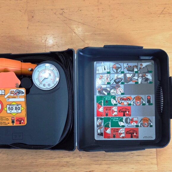 Smart Car Part A4515830002/001 Tire Repair Compressor (281) - Picture 1 of 4